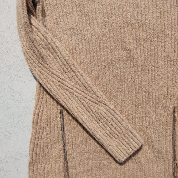 NWT ABERCROMBIE & FITCH Camel Beige Mock Neck Ribbed Wool Blend Zip Sweater. M - Picture 4 of 7
